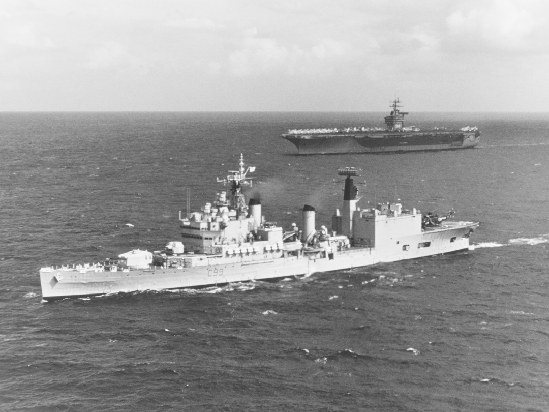 HMS Blake (C99) Royal Navy Tiger Class Light Cruiser At Sea 1975 Photo Print Wall Art Decor Posters, Prints, & Visual Artwork Hampshire Prints 6 x 4 No Frame No