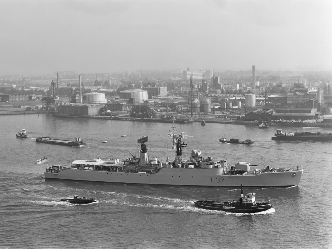 HMS Jaguar (F37) Photo Print - Amsterdam 1968 - Royal Navy Leopard Class Frigate Hampshire Prints 6 x 4 No Frame No