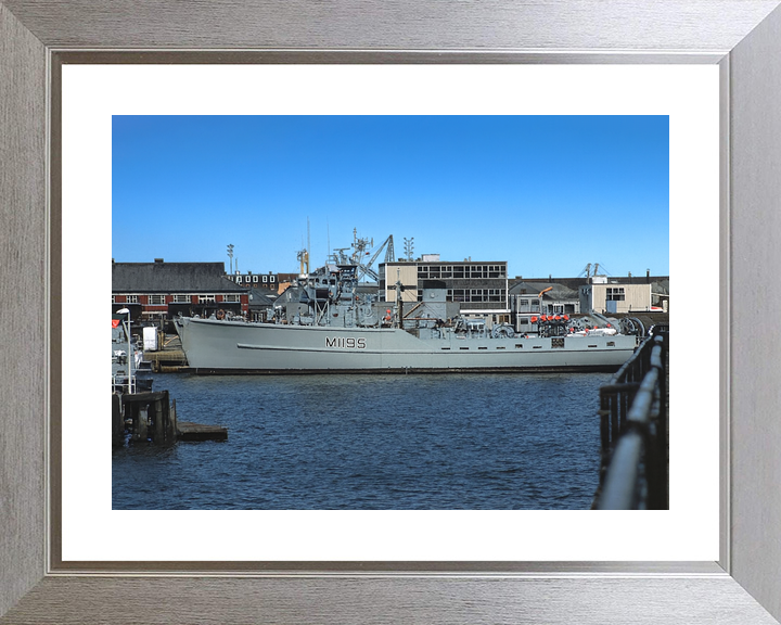 HMS Wotton M1195 Ton Class Minesweeper June 1984 Photo Print - Posters, Prints, & Visual Artwork - by Hampshire Prints (image 6 of 9)