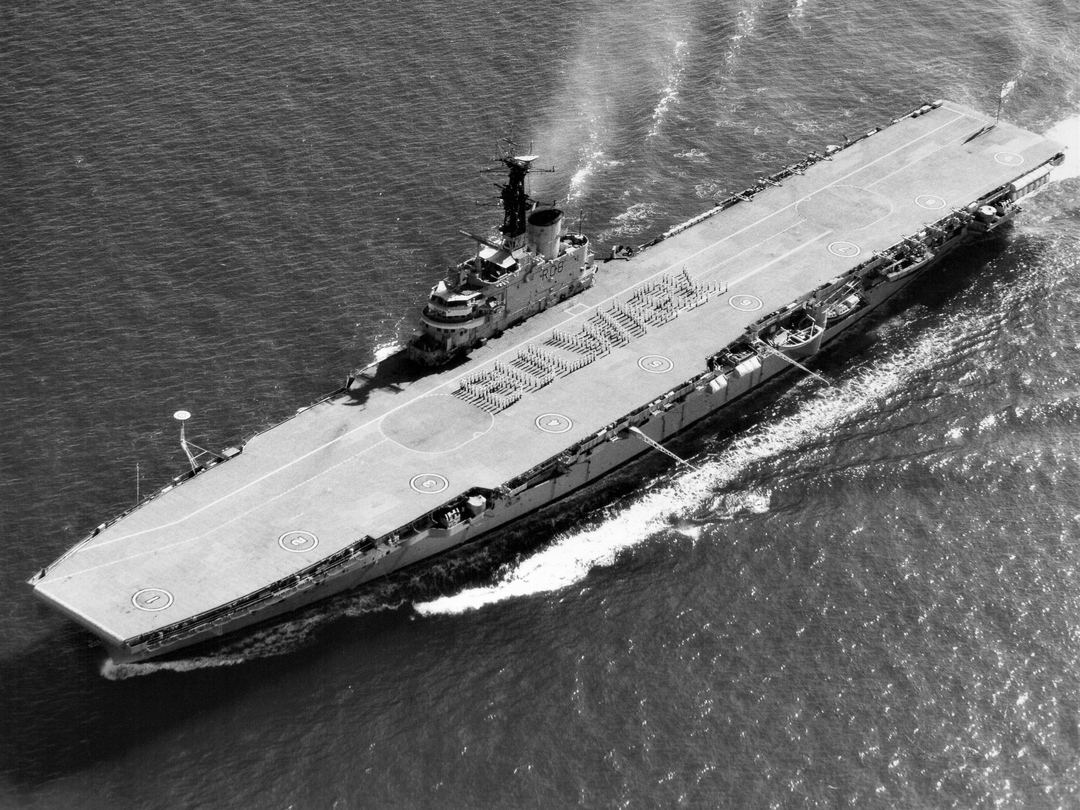 HMS Bulwark (R08) Royal Navy Centaur Class Fleet Carrier From the Air Photo Print Wall Art Decor Posters, Prints, & Visual Artwork Hampshire Prints 6 x 4 No Frame No