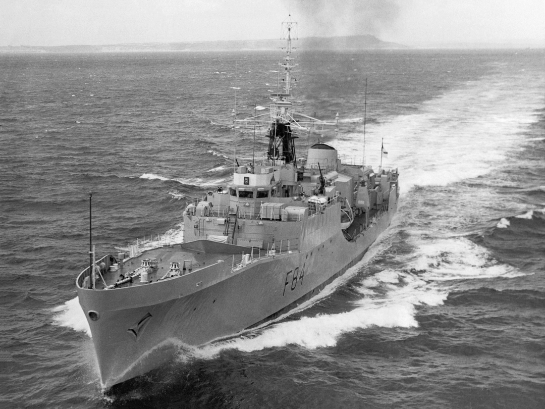 HMS Exmouth (F84) Photo Print - At sea 1970 - Royal Navy Blackwood Class Frigate Hampshire Prints 6 x 4 No Frame No