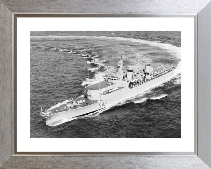 HMS Matapan D43 Battle Class Destroyer 1975 At Sea Photo Print - Posters, Prints, & Visual Artwork - by Hampshire Prints (image 6 of 9)