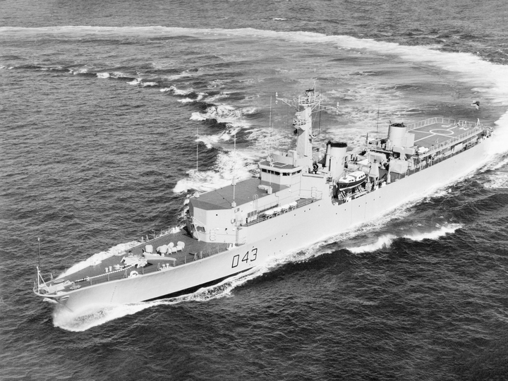 HMS Matapan D43 Battle Class Destroyer 1975 At Sea Photo Print - Posters, Prints, & Visual Artwork - by Hampshire Prints (image 1 of 9)