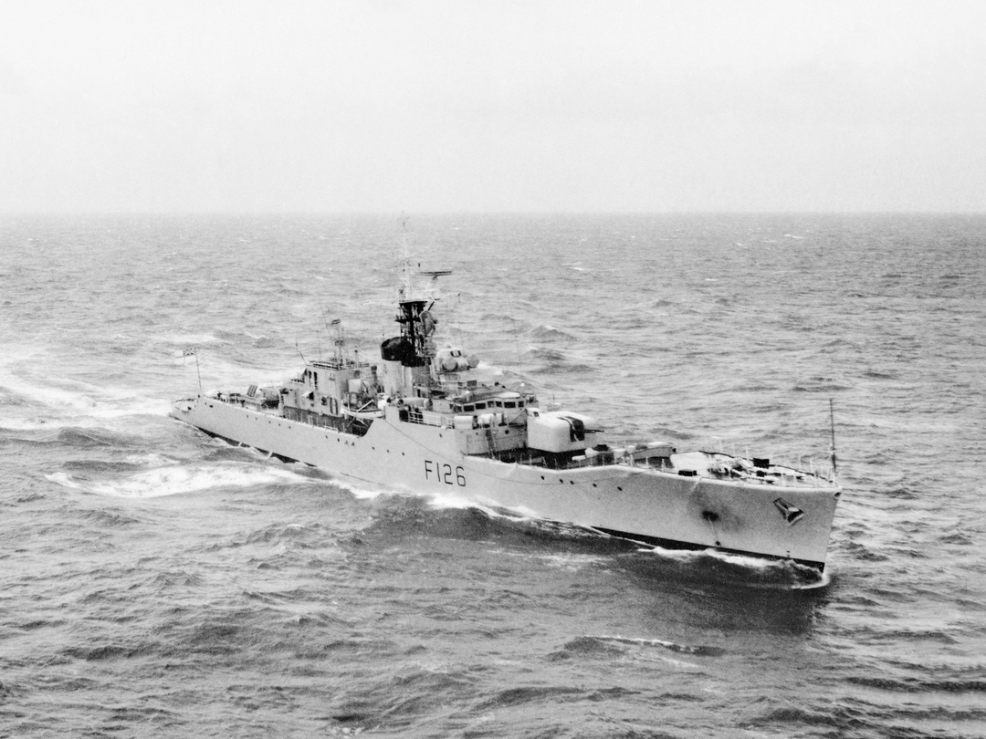 HMS Plymouth F126 Rothesay Class Frigate February 1962 Photo Print - Posters, Prints, & Visual Artwork - by Hampshire Prints (image 1 of 9)