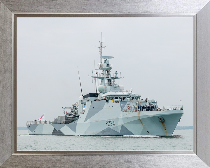 HMS Trent P224 River Class Patrol Vessel July 2025 Photo Print - Posters, Prints, & Visual Artwork - by Hampshire Prints (image 7 of 9)