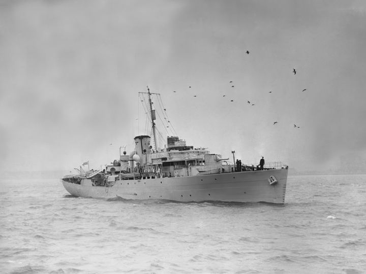 HMS Anchusa (K186) Photo Print - Liverpool 1941 - Royal Navy Flower Class Corvette Hampshire Prints 6 x 4 No Frame No