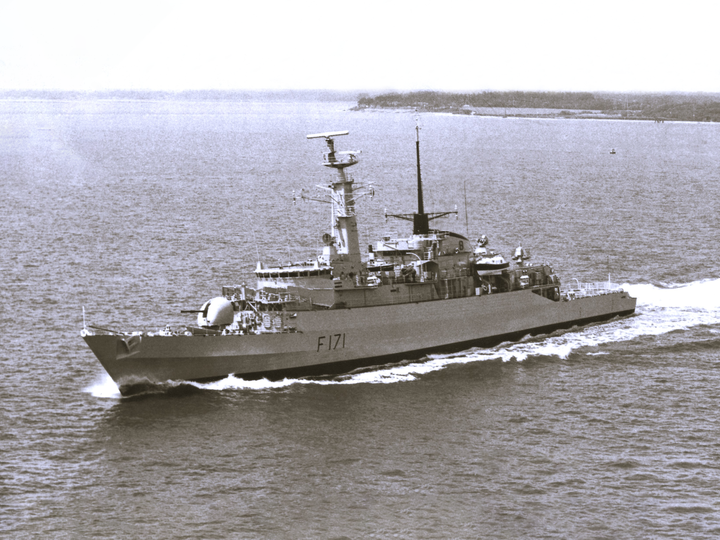 HMS Active (F171) Photo Print - Port Side View - Royal Navy Type 21 Frigate Posters, Prints, & Visual Artwork Hampshire Prints 6 x 4 No Frame No