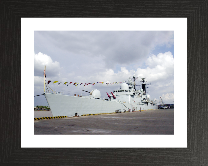 HMS Newcastle D87 Type 42 Destroyer 2000 Ho Chi Min City Port