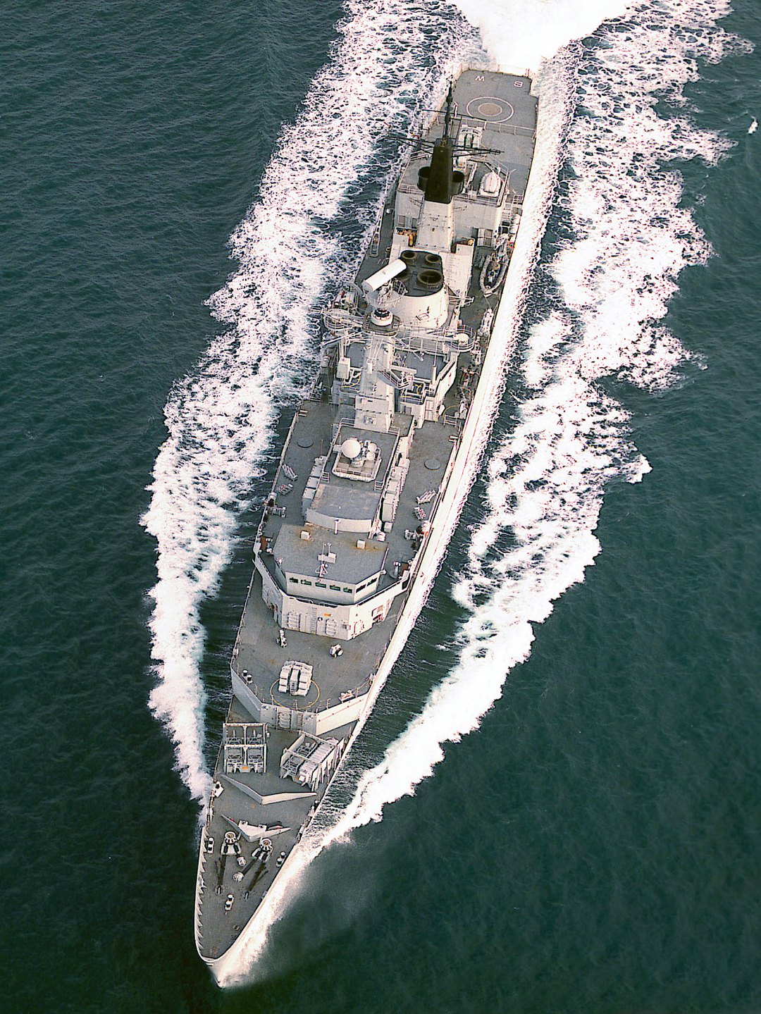 HMS Broadsword (F88) Royal Navy Type 22 Frigate From Above Photo Print Wall Art Decor Posters, Prints, & Visual Artwork Hampshire Prints 6 x 4 No Frame No