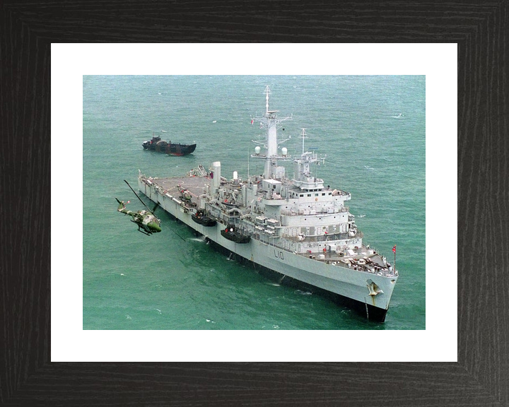 HMS Fearless (L10) Royal Navy Fearless Class Landing Platform Dock From Above 2001 Photo Print Wall Art Decor - Posters, Prints, & Visual Artwork - by Hampshire Prints (image 2 of 9)