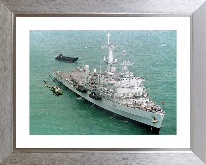 HMS Fearless (L10) Royal Navy Fearless Class Landing Platform Dock From Above 2001 Photo Print Wall Art Decor - Posters, Prints, & Visual Artwork - by Hampshire Prints (image 6 of 9)