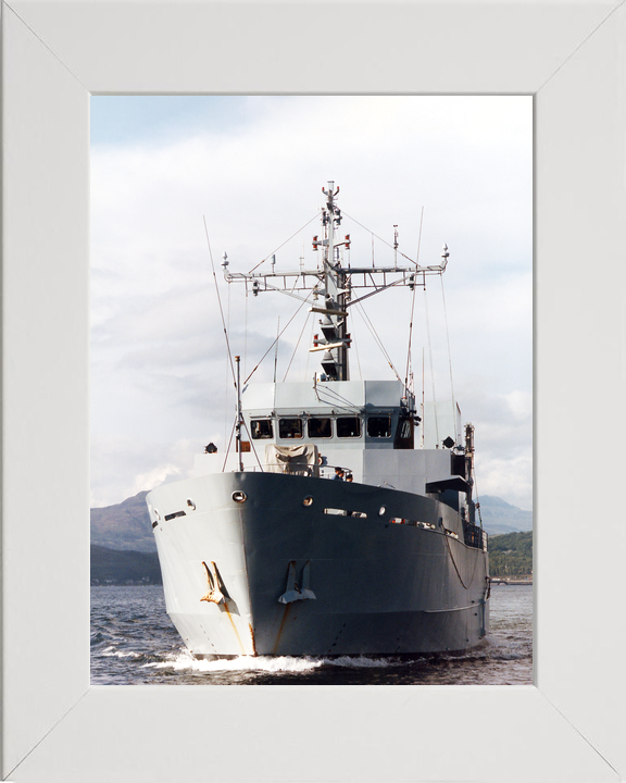 HMS Itchen M2009 River Class Minesweeper 1997 Bow View Photo Print - Posters, Prints, & Visual Artwork - by Hampshire Prints (image 5 of 9)