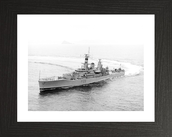 HMS Leander F109 Leander Class Frigate Photo Print - Posters, Prints, & Visual Artwork - by Hampshire Prints (image 2 of 9)