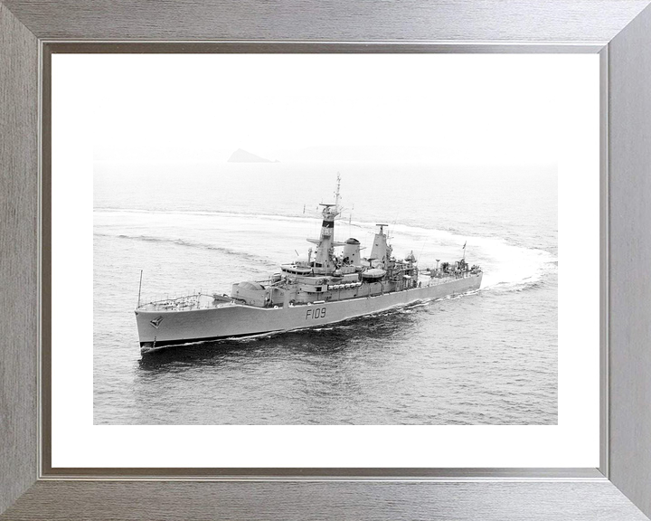 HMS Leander F109 Leander Class Frigate Photo Print - Posters, Prints, & Visual Artwork - by Hampshire Prints (image 6 of 9)