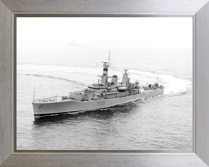HMS Leander F109 Leander Class Frigate Photo Print - Posters, Prints, & Visual Artwork - by Hampshire Prints (image 7 of 9)
