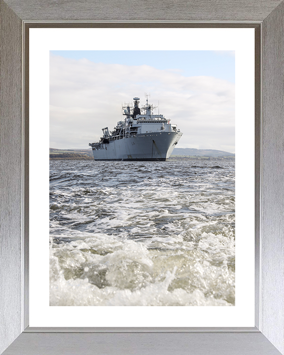 HMS Albion (L14) Royal Navy Albion Class Amphibious Ship Low Starboard Bow View Photo Print Wall Art Naval Decor Posters, Prints, & Visual Artwork Hampshire Prints 10 x 8 Silver Frame Yes