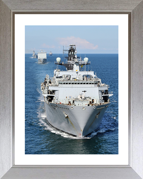 HMS Bulwark (L15) Royal Navy Albion Class Amphibious Ship Joint Warrior 2012 Photo Print Wall Art Decor Posters, Prints, & Visual Artwork Hampshire Prints 10 x 8 Silver Frame Yes