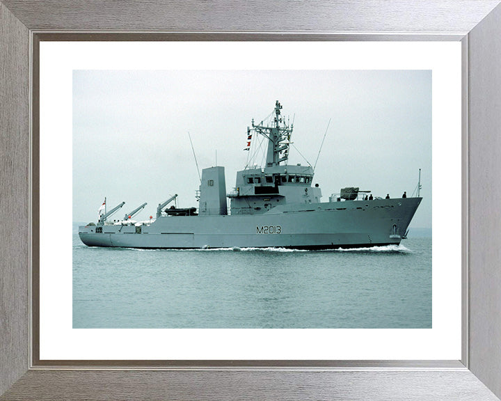 HMS Spey M2013 Royal Navy River class minesweeper Photo Print or Framed Print - Hampshire Prints