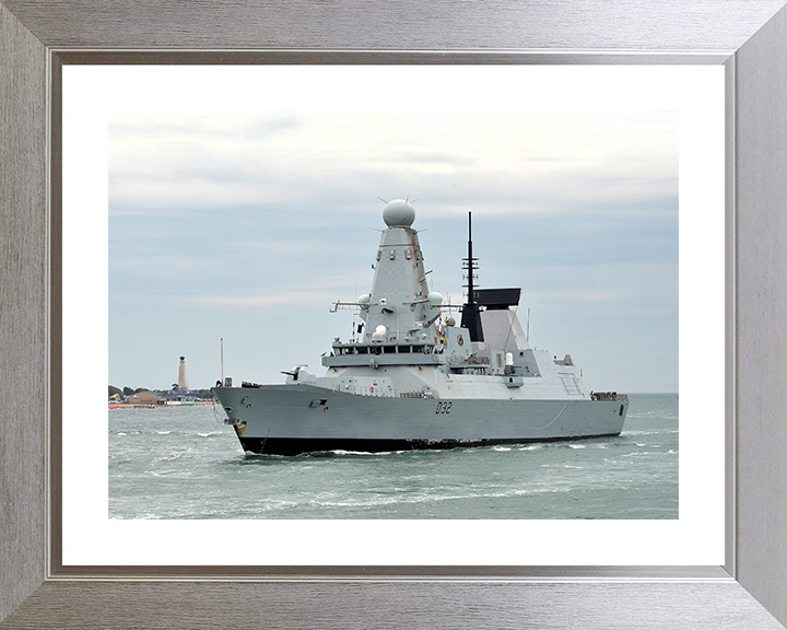 HMS Daring (D32) Photo Print - Homecoming 2012 - Royal Navy Type 45 Destroyer Posters, Prints, & Visual Artwork Hampshire Prints 10 x 8 Silver Frame Yes