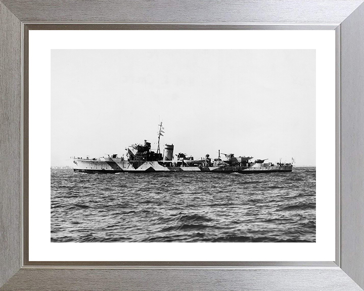 HMS Calpe (L71) Photo Print - At Sea 1942 - Royal Navy Hunt Class Destroyer Posters, Prints, & Visual Artwork Hampshire Prints 10 x 8 Silver Frame Yes