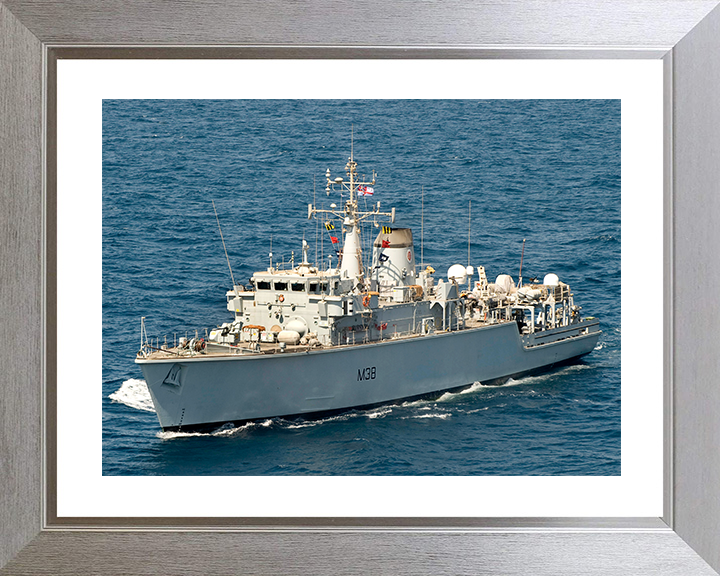 HMS Atherstone (M38) Royal Navy Hunt Class Mine Warfare Vessel High Port Side View Photo Print Wall Art Decor Posters, Prints, & Visual Artwork Hampshire Prints 10 x 8 Silver Frame Yes