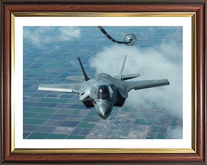 RAF F35B Lightening approaching to refuel Photo Print - Royal Air Force Aircraft Hampshire Prints 10 x 8 Classic Frame Yes