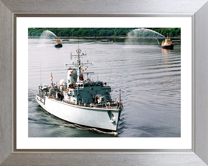 HMS Brocklesby (M33) Photo Print - Gulf Return 2003 - Royal Navy Hunt Class Mine Warfare Vessel Posters, Prints, & Visual Artwork Hampshire Prints 10 x 8 Silver Frame Yes