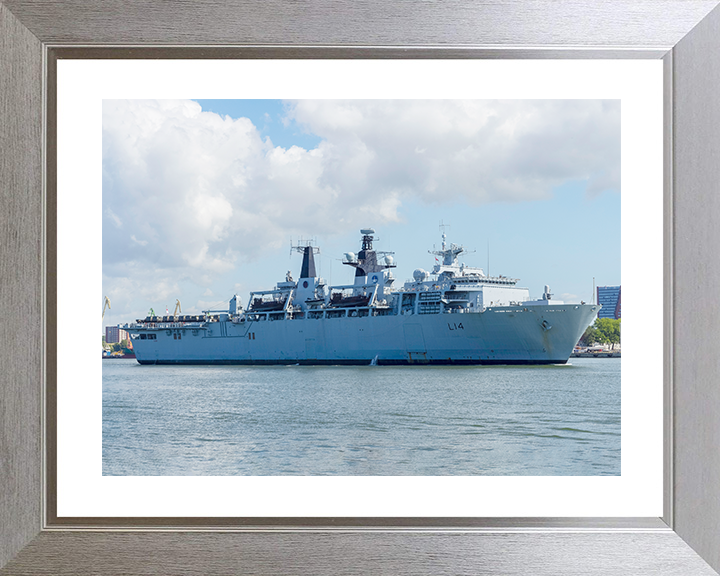 HMS Albion (L14) Royal Navy Albion Class Amphibious Ship Low Starboard View Photo Print Wall Art Naval Decor Posters, Prints, & Visual Artwork Hampshire Prints 10 x 8 Silver Frame Yes
