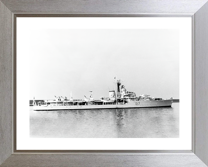 HMS Alamein (D17) Royal Navy Battle Class Destroyer Starboard View Photo Print Wall Art Naval Decor Posters, Prints, & Visual Artwork Hampshire Prints 10 x 8 Silver Frame Yes