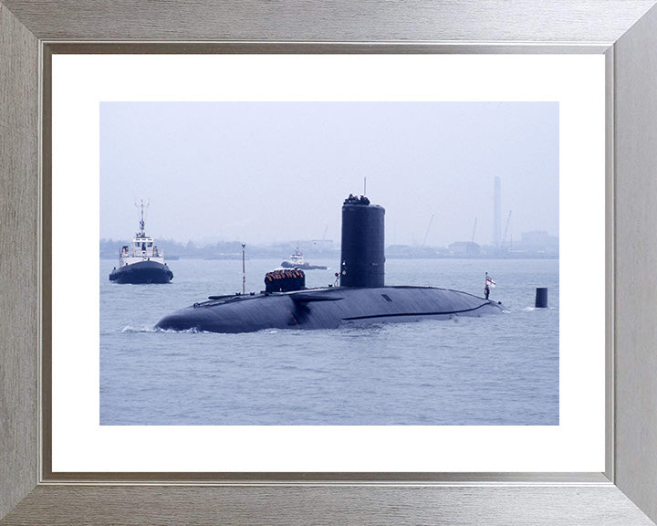 HMS Conqueror S48 Royal Navy Churchill class Submarine Photo Print or Framed Print - Hampshire Prints