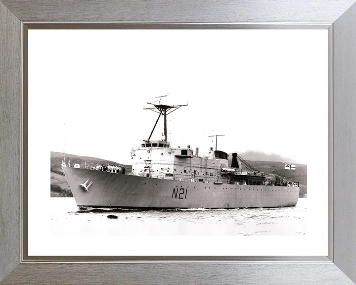 HMS Abdiel (N21) Royal Navy Abdiel Class Minelayer Photo Print Entering Harbour Warship Wall Art Posters, Prints, & Visual Artwork Hampshire Prints 10 x 8 Silver Frame Yes