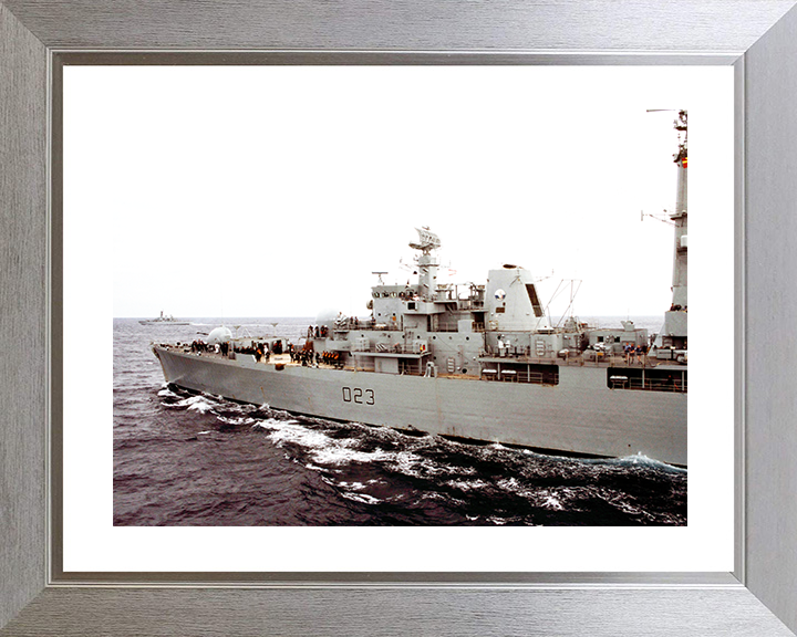 HMS Bristol (D23) Royal Navy Type 82 Destroyer before a RAS Photo Print Wall Art Decor Posters, Prints, & Visual Artwork Hampshire Prints 10 x 8 Silver Frame Yes