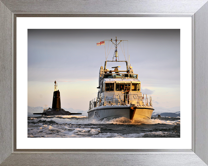 HMS Dasher (P280) Photo Print - With HMS Vanguard - Royal Navy Archer Class P2000 Patrol Vessel Hampshire Prints 10 x 8 Silver Frame Yes