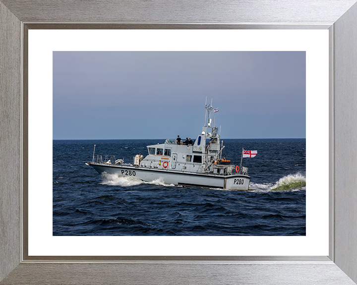 HMS Dasher (P280) Photo Print - At Sea Sept 2025 - Royal Navy Archer Class P2000 Patrol Vessel Hampshire Prints 10 x 8 Silver Frame Yes