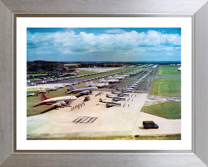 RAF Queen Elizabeth II Coronation Review 1953Photo Print - Royal Air Force Aircraft Hampshire Prints 10 x 8 Silver Frame Yes