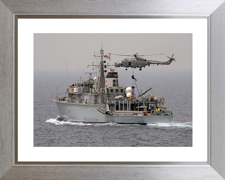 HMS Quorn M41 | Photo Print | Framed Print | Hunt Class | Mine Warfare Vessel | Royal Navy Hampshire Prints