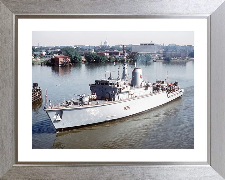 HMS Dulverton (M35) Royal Navy Hunt Class Mine Warfare Vessel Washington Photo Print Wall Art Naval Decor Posters, Prints, & Visual Artwork Hampshire Prints 10 x 8 Silver Frame Yes
