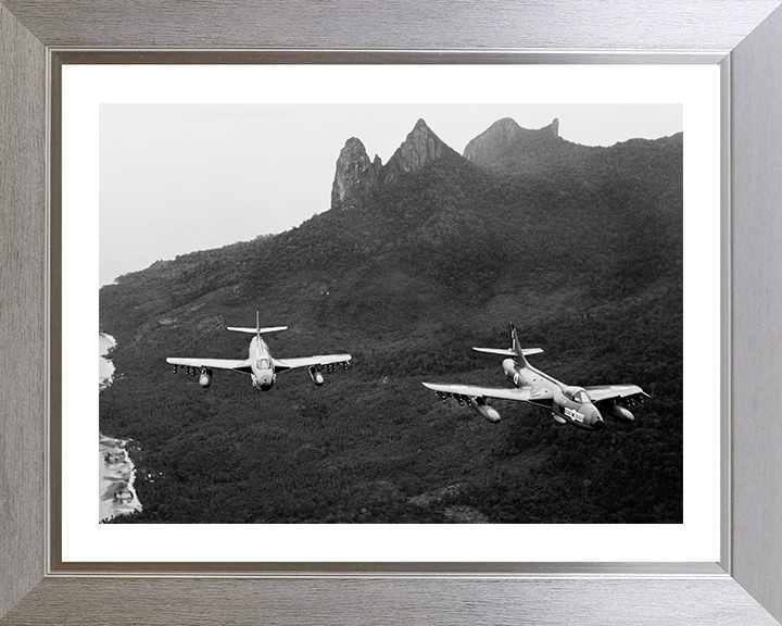 Two RAF Hawker Hunters in flight Photo Print - Royal Air Force Aircraft Hampshire Prints 10 x 8 Silver Frame Yes