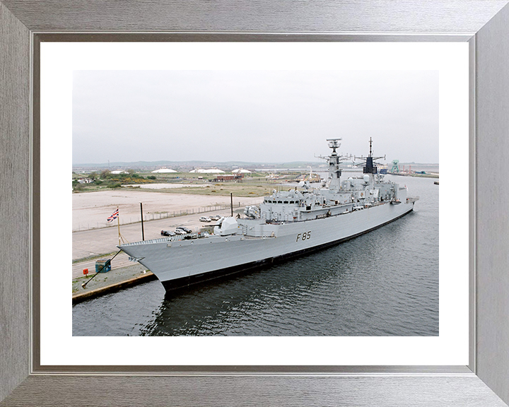 HMS Cumberland (F85) Royal Navy Type 22 Frigate Barrow in Furness 2002 Photo Print Wall Art Decor Posters, Prints, & Visual Artwork Hampshire Prints 10 x 8 Silver Frame Yes
