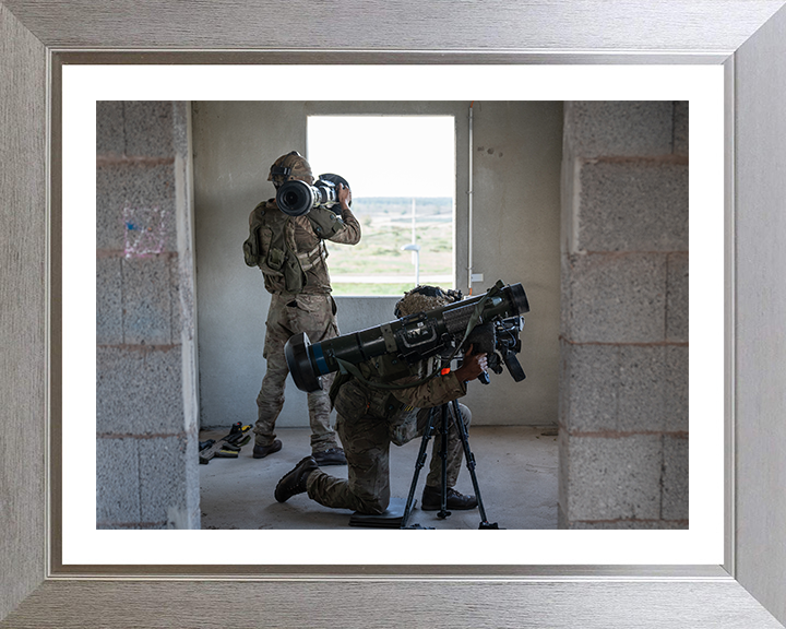 Soldiers with Javelin and NLAW Photo Print - British Army Hampshire Prints 10 x 8 Silver Frame Yes