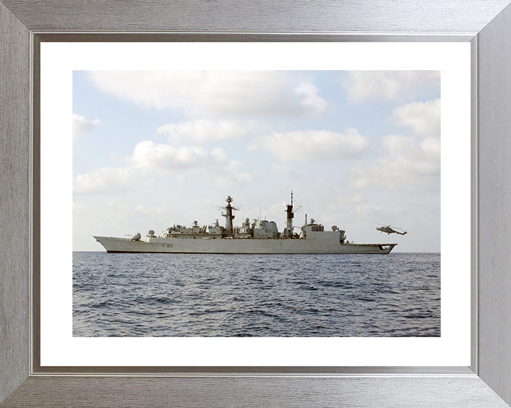 HMS Campbeltown (F86) Royal Navy Type 22 Frigate Port Beam View Photo Print Wall Art Decor Posters, Prints, & Visual Artwork Hampshire Prints 10 x 8 Silver Frame Yes