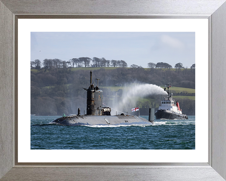 HMS Trenchant (S91) Photo Print - Paying Off 2021 - Royal Navy Trafalgar Class Submarine Hampshire Prints 10 x 8 Silver Frame Yes