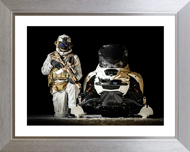 Royal Marine With an Oversnow Reconnaissance Vehicle Photo Print 30 Commando Wall Art Military Decor UK Posters, Prints, & Visual Artwork Hampshire Prints 10 x 8 Silver Frame Yes