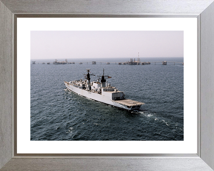 HMS Chatham (F87) Royal Navy Type 22 Frigate Northern Arabian Gulf 2003 Photo Print Wall Art Decor Posters, Prints, & Visual Artwork Hampshire Prints 10 x 8 Silver Frame Yes