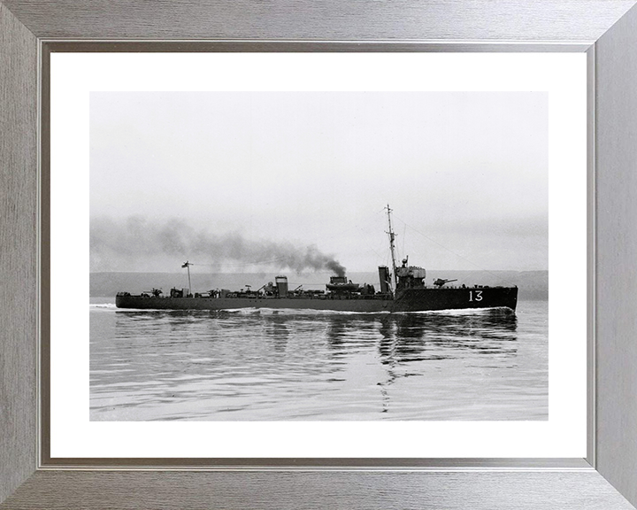 HMS Midge (H13) Photo Print - At Sea 1915 - Royal Navy Acasta Class Destroyer Posters, Prints, & Visual Artwork Hampshire Prints 10 x 8 Silver Frame Yes