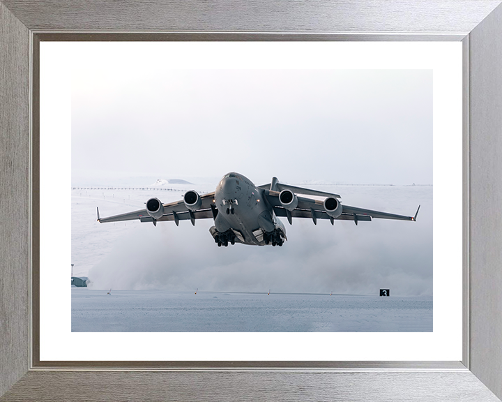 RAF C-17 Globemaster Takeoff Canada 2026 Photo Print Royal Air Force Aircraft Wall Art Aviation Posters, Prints, & Visual Artwork Hampshire Prints 10 x 8 Silver Frame Yes