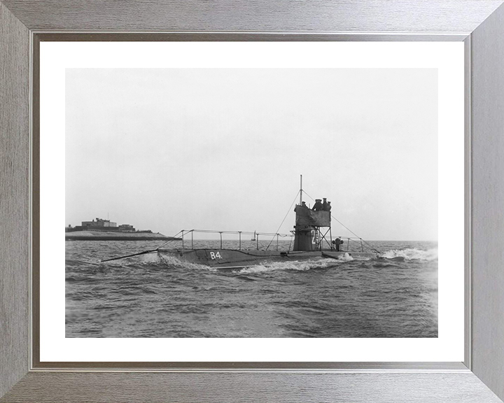HMS B4 Photo Print - Port Side View - Royal Navy B Class Submarine Hampshire Prints 10 x 8 Silver Frame Yes