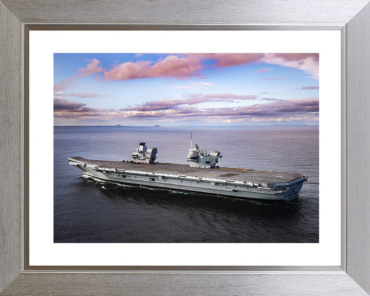 HMS Prince of Wales R09 | Photo Print | Framed Print | Queen Elizabeth Class | Aircraft Carrier | Royal Navy Hampshire Prints