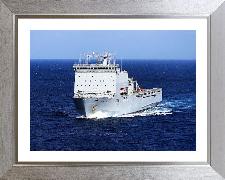 RFA Mounts Bay (L3008) Photo Print - Starboard Bow View at Sea - Royal Fleet Auxiliary Bay Class Ship Hampshire Prints 10 x 8 Silver Frame Yes