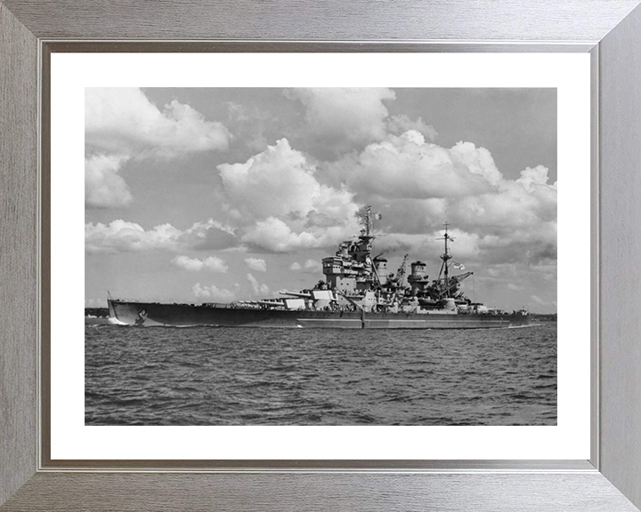 HMS Howe (32) Photo Print - Auckland 1945 - Royal Navy King George V Class Battleship Hampshire Prints 10 x 8 Silver Frame Yes